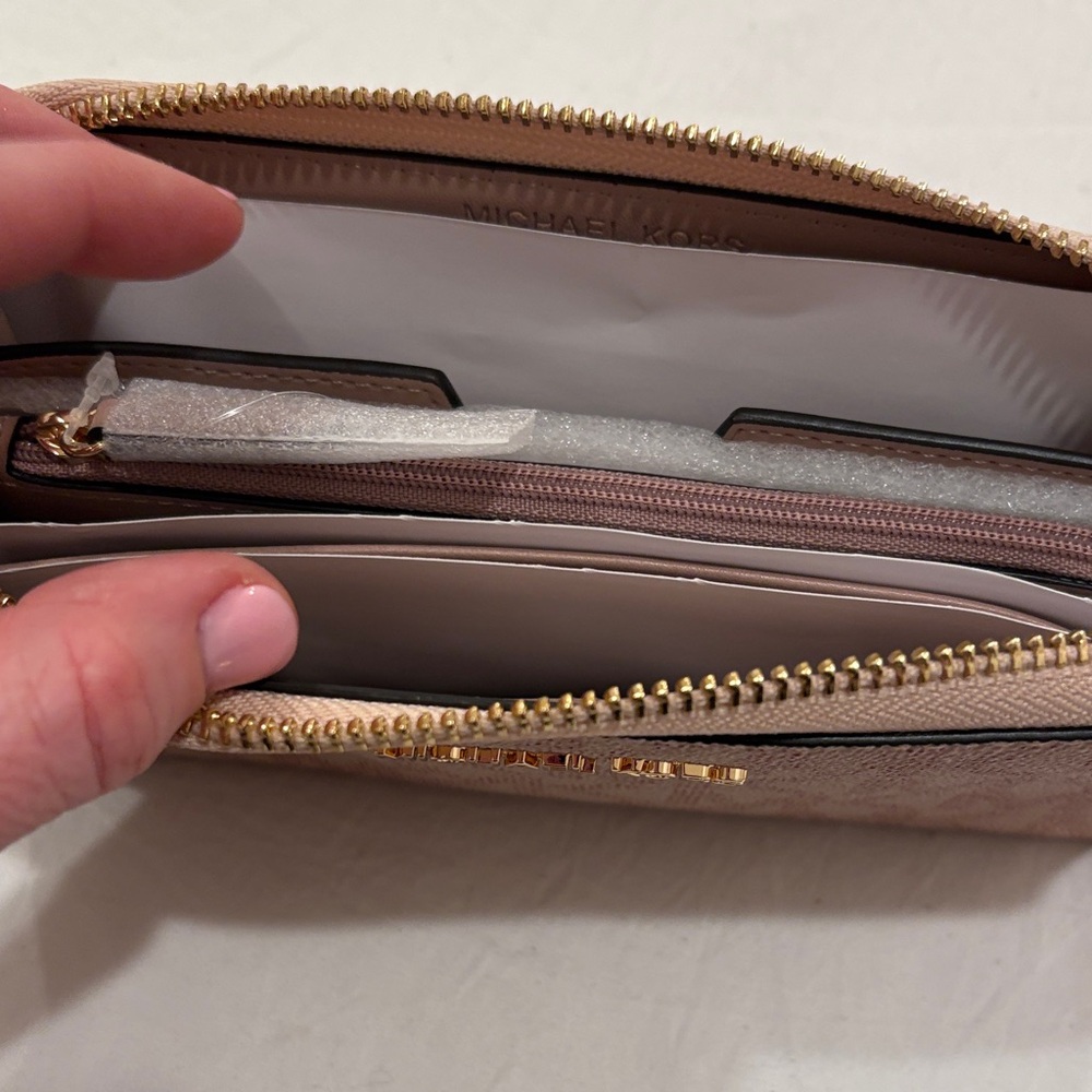 Michael Kors Blush Pink MK Logo Zip-Around Wallet with Gold Hardware - Picture 3 of 4